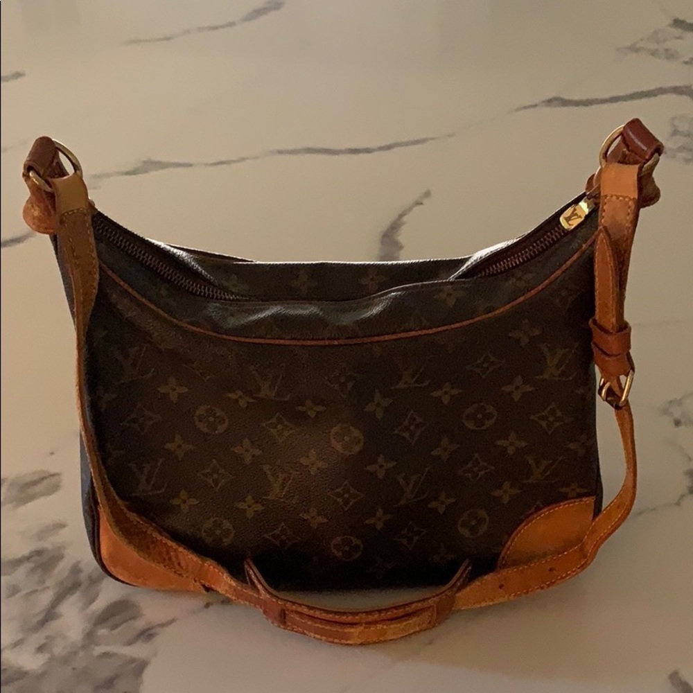 Authentic Louis Vuitton boulange 30